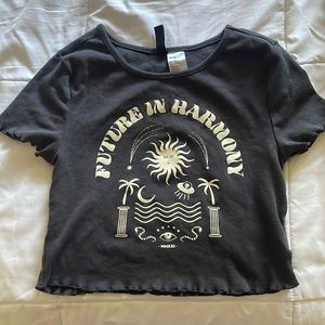 black baby tee